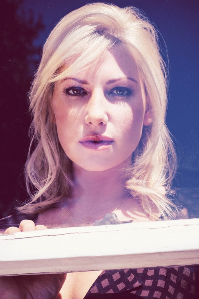 Ari Graynor - Verge